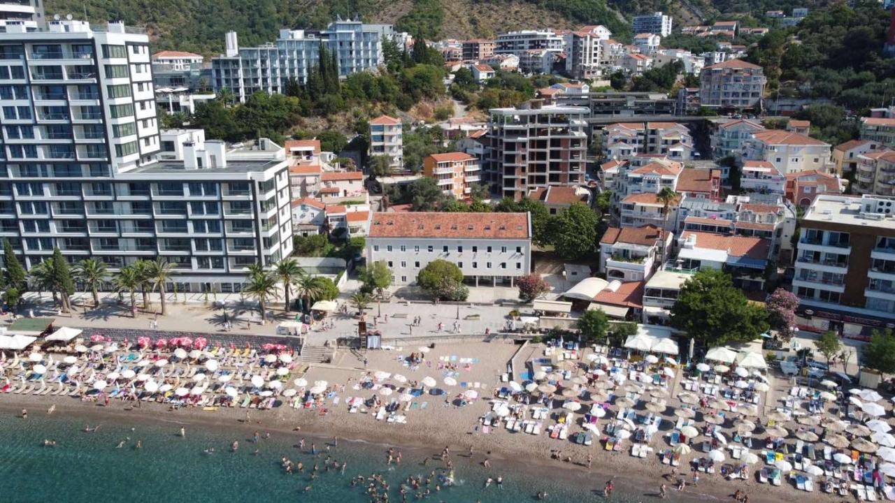 Apartments Djuro Rafailovic Budva Exteriör bild