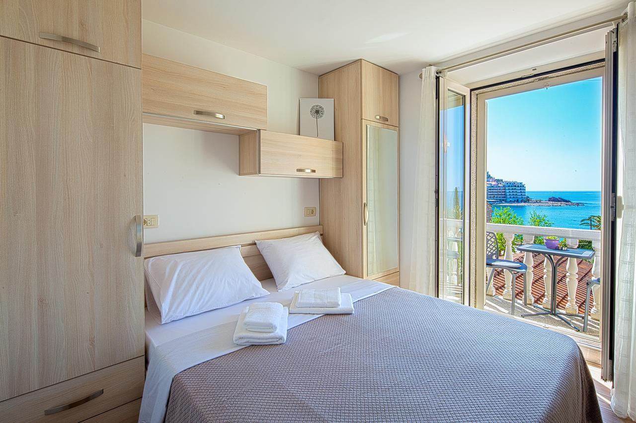 Apartments Djuro Rafailovic Budva Exteriör bild
