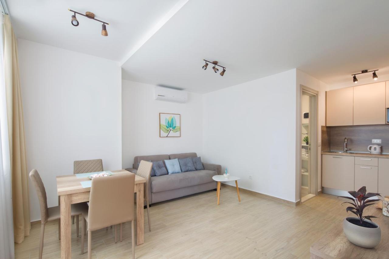 Apartments Djuro Rafailovic Budva Exteriör bild